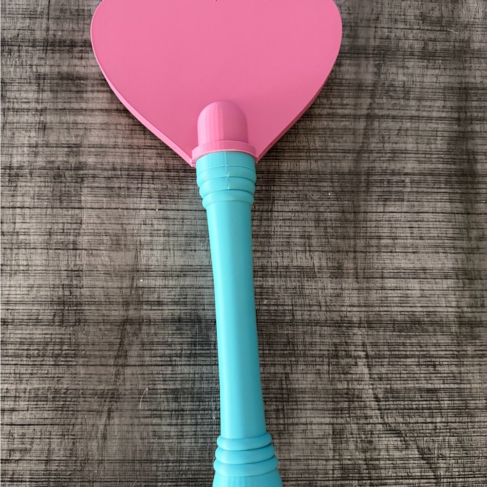 Playful Heart tap to pay wand